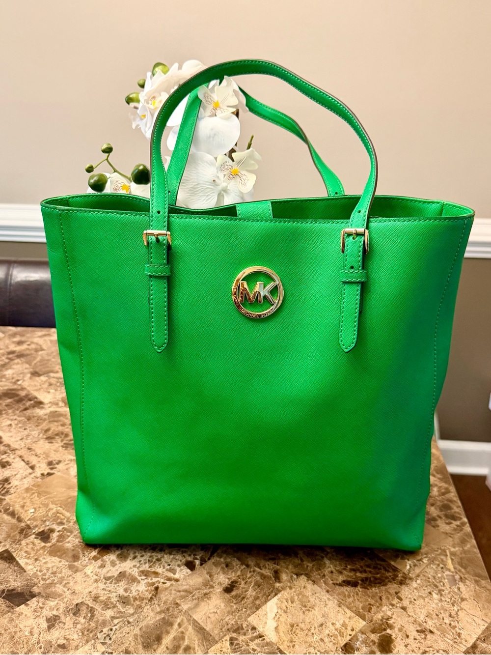 Michael Kors Jet Set Travel Tote